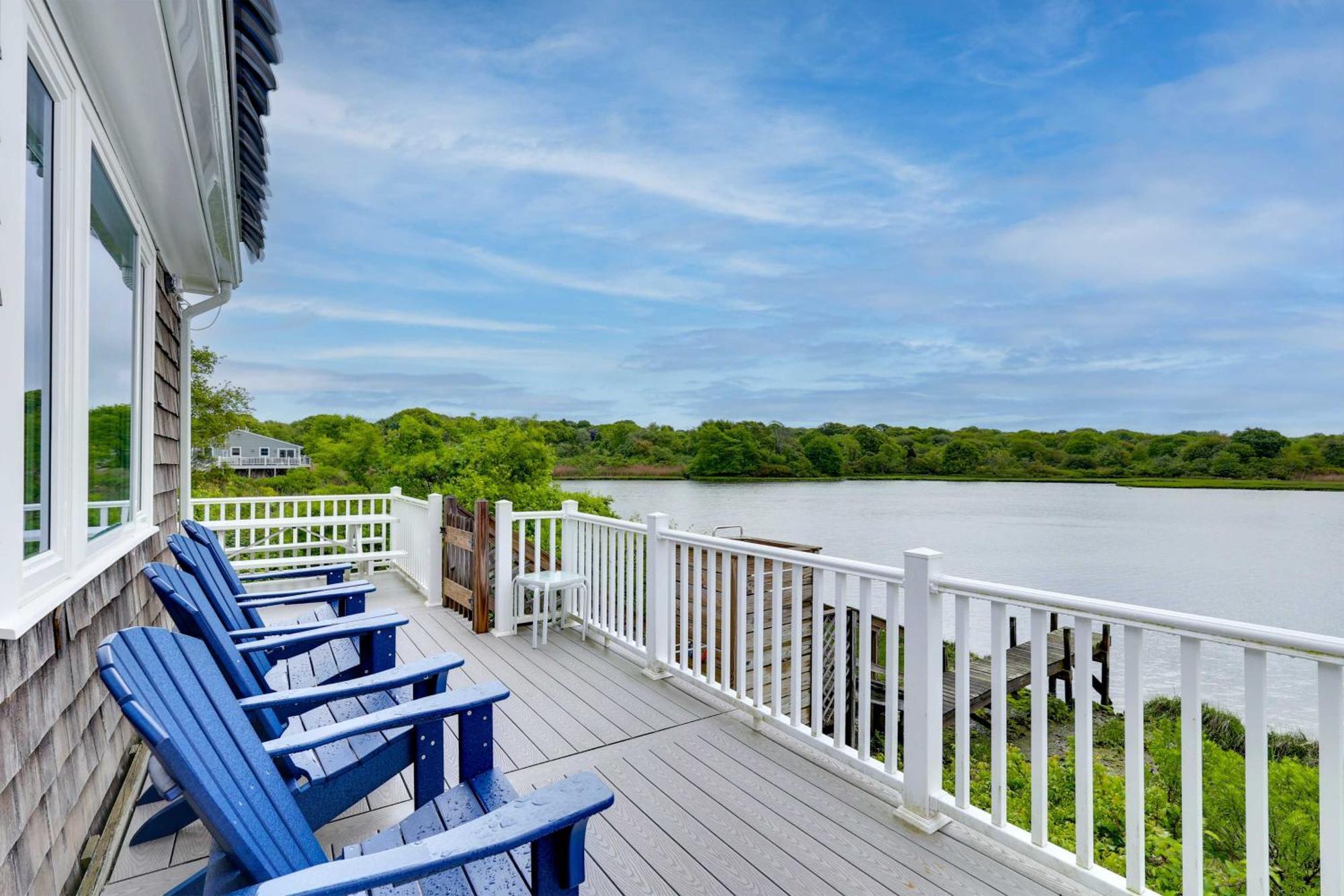 Cozy Narragansett Cottage With Dock And Outdoor Shower Exterior foto