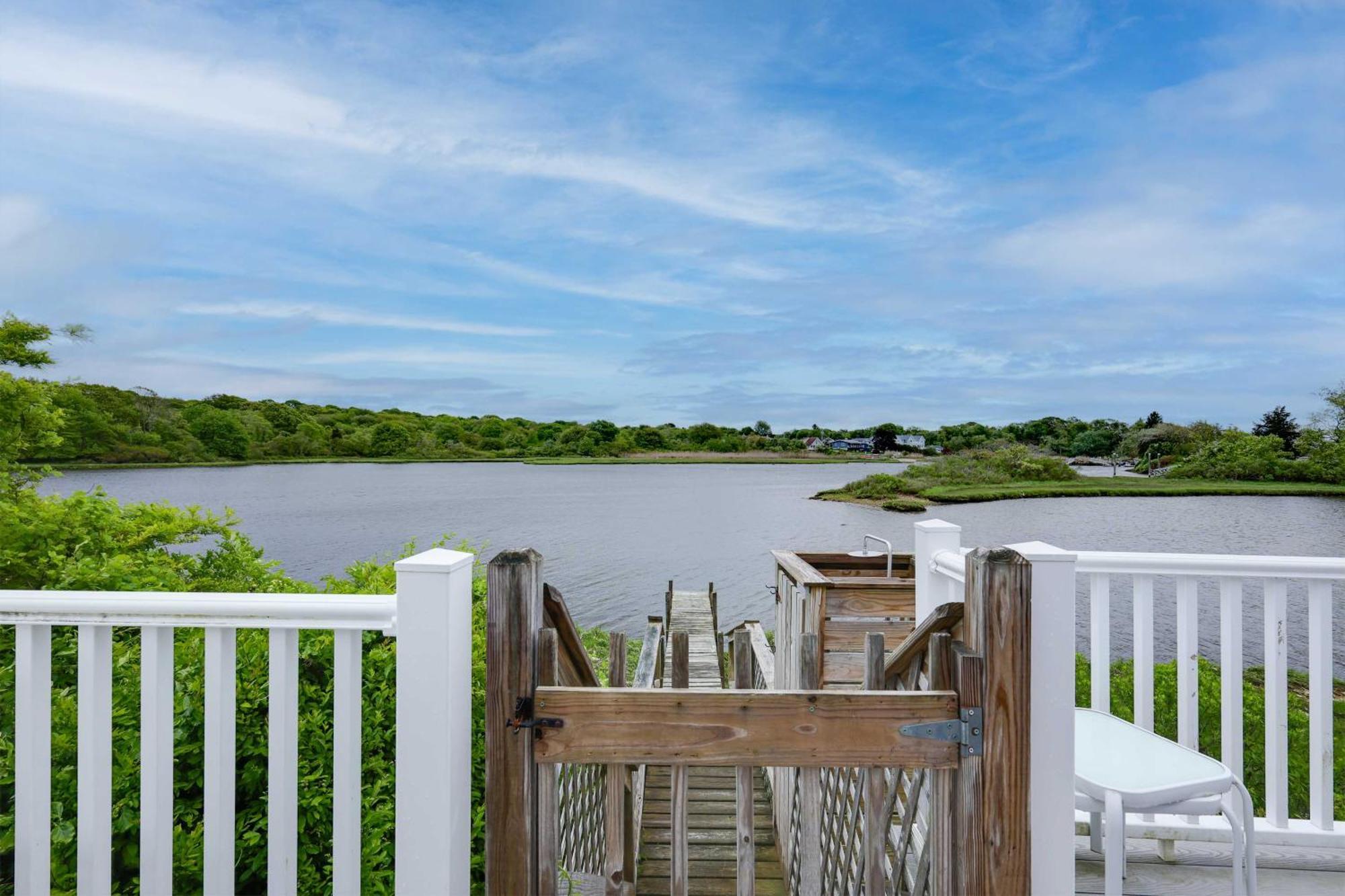 Cozy Narragansett Cottage With Dock And Outdoor Shower Exterior foto