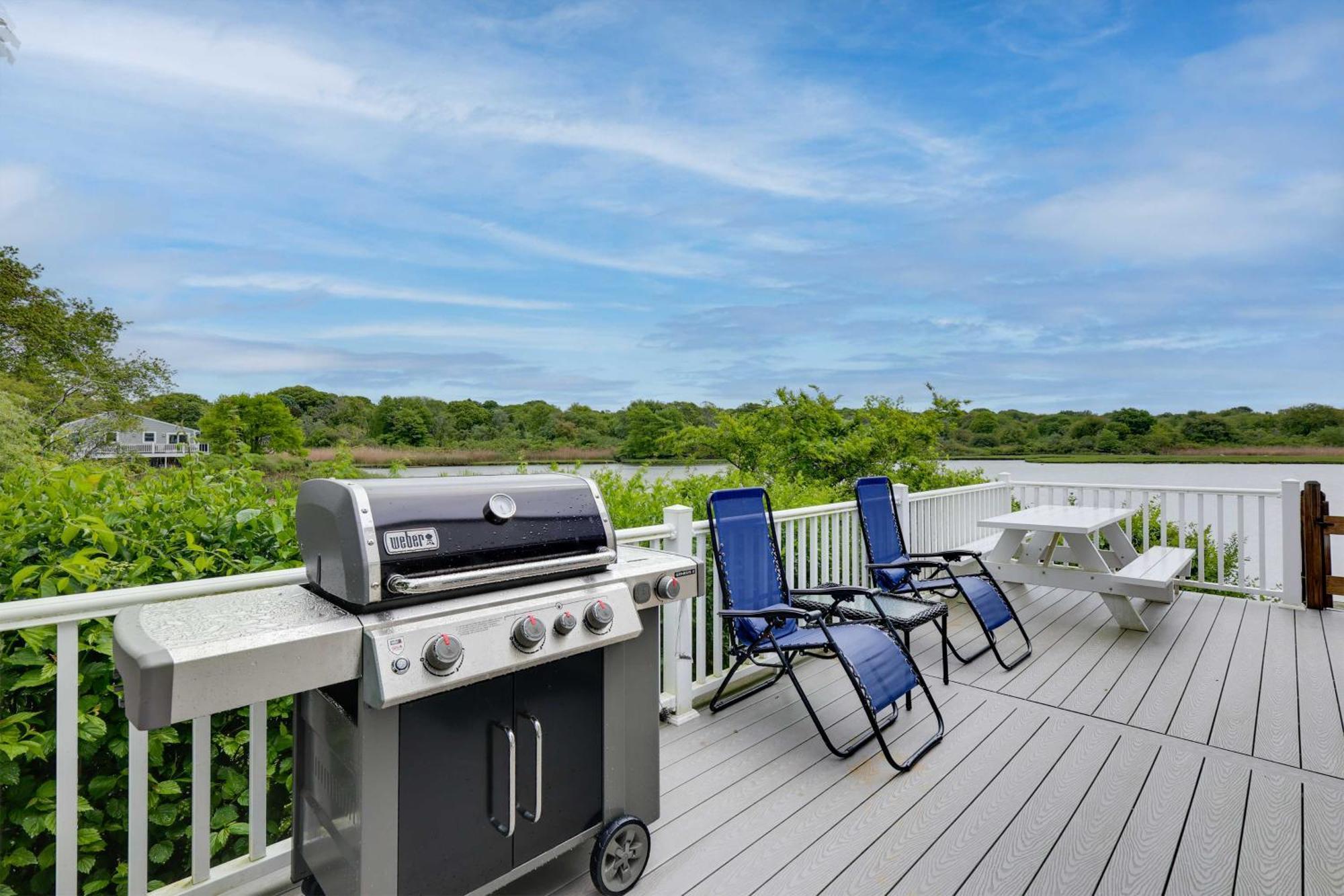 Cozy Narragansett Cottage With Dock And Outdoor Shower Exterior foto