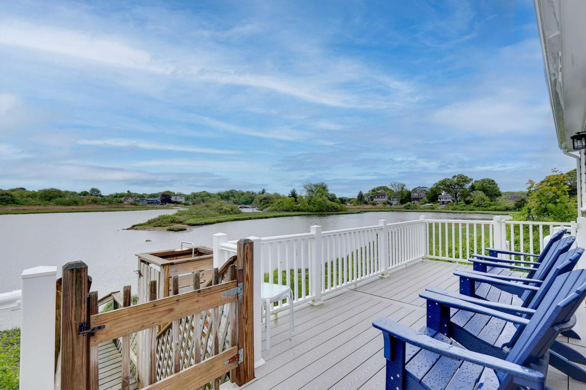 Cozy Narragansett Cottage With Dock And Outdoor Shower Exterior foto